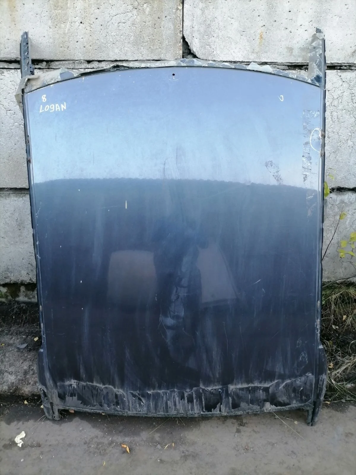 В наличии  Крыша на Renault Logan 1