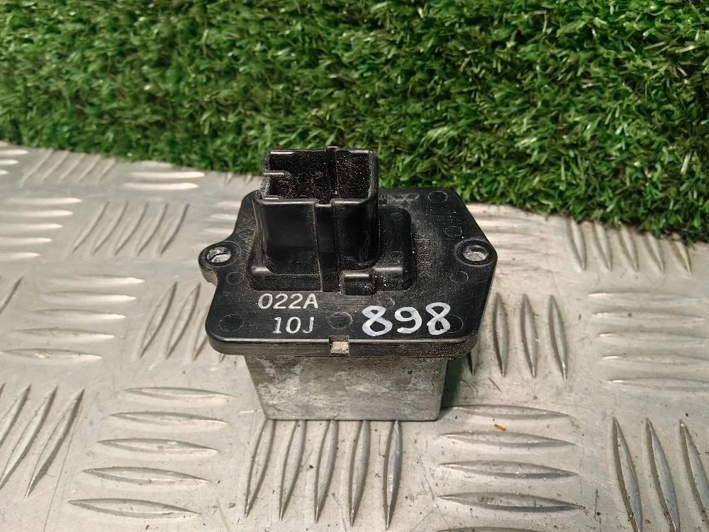 Резистор отопителя Mitsubishi Lancer 10