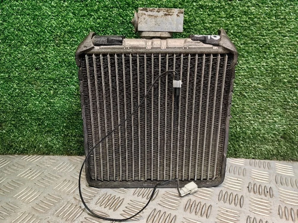 Испаритель кондиционера Nissan Primera P12