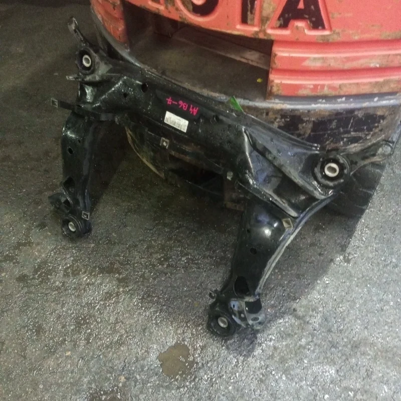 Подрамник передний Audi A4B6