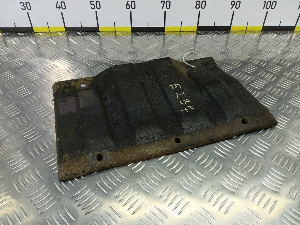 Дефлектор радиатора (Пыльник) LAND ROVER DISCOVER