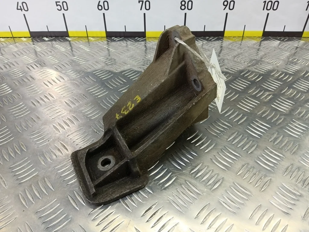 Кронштейн двигателя (ДВС) LAND ROVER DISCOVERY II