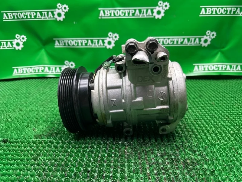 Компрессор кондиционера Hyundai Tucson 2003-2010 977012E300 2.7