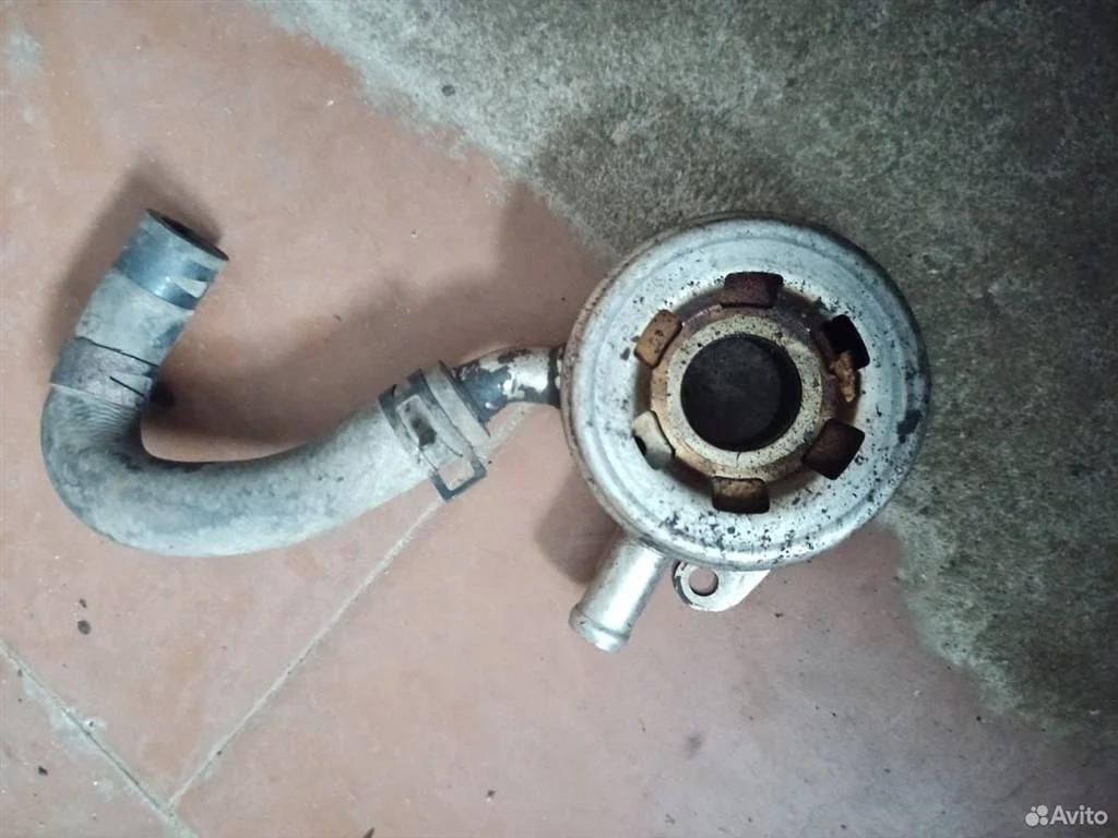 масляный теплообменник Toyota Avensis T220 (1997—2000)