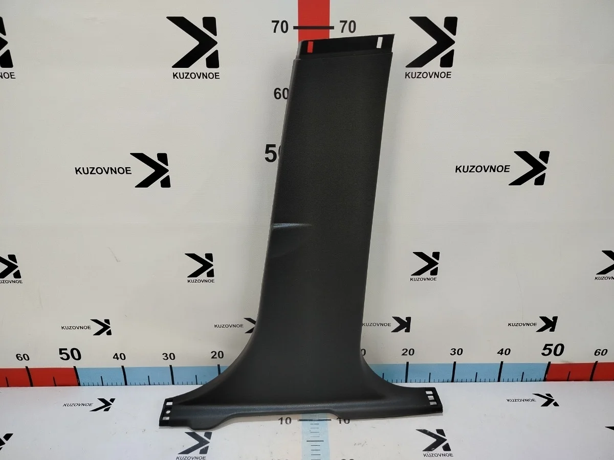 Обшивка стойки центральная Ford Focus 2015 CB8