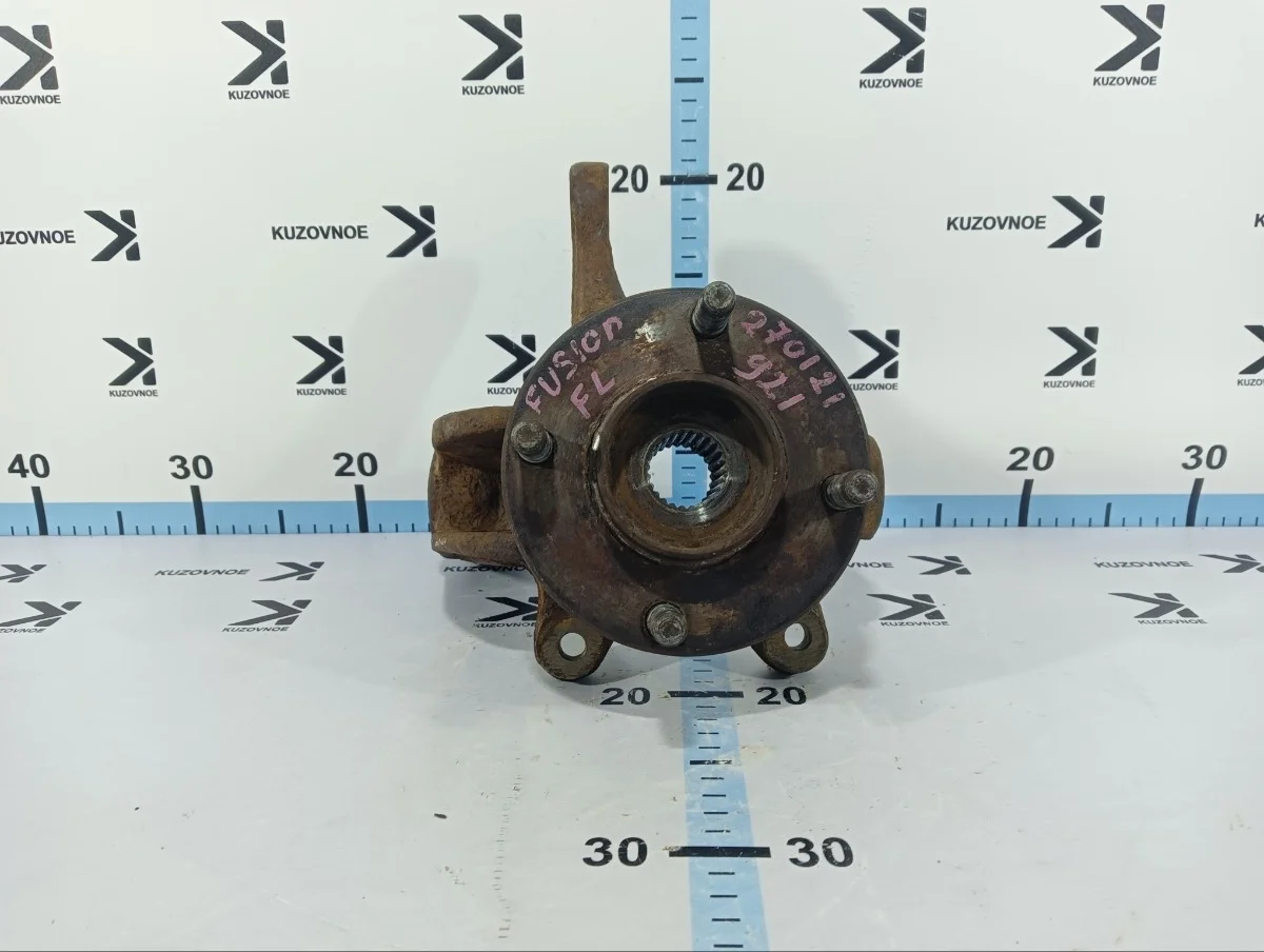 Кулак поворотный Ford Fusion 2007 CBK