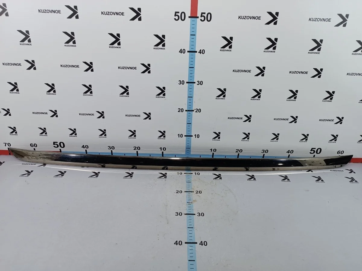 Накладка бампера Toyota Highlander 2007-2013 XU40