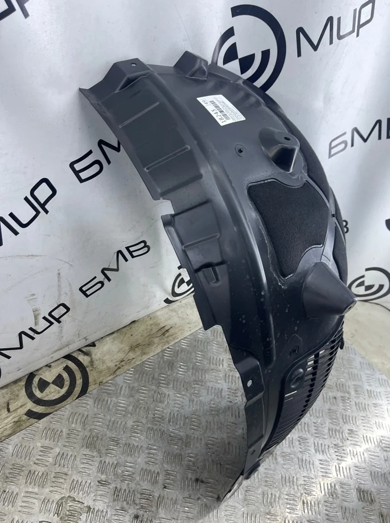 Подкрылок BMW X7 xDrive40d LCI 2023 G07