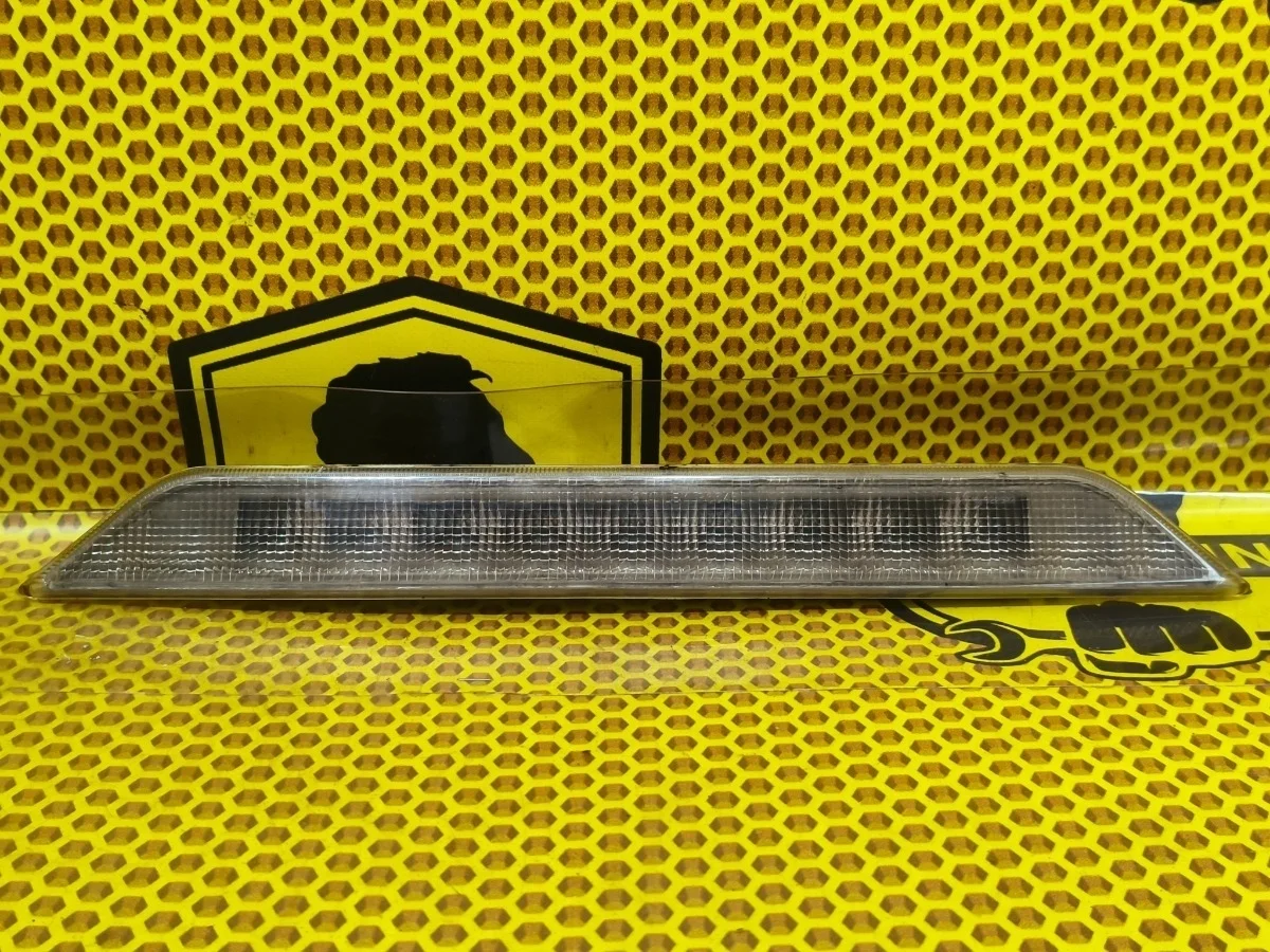 Дополнительный стоп-сигнал Nissan X-TRAIL 2012 265903UY0A T31 M9R