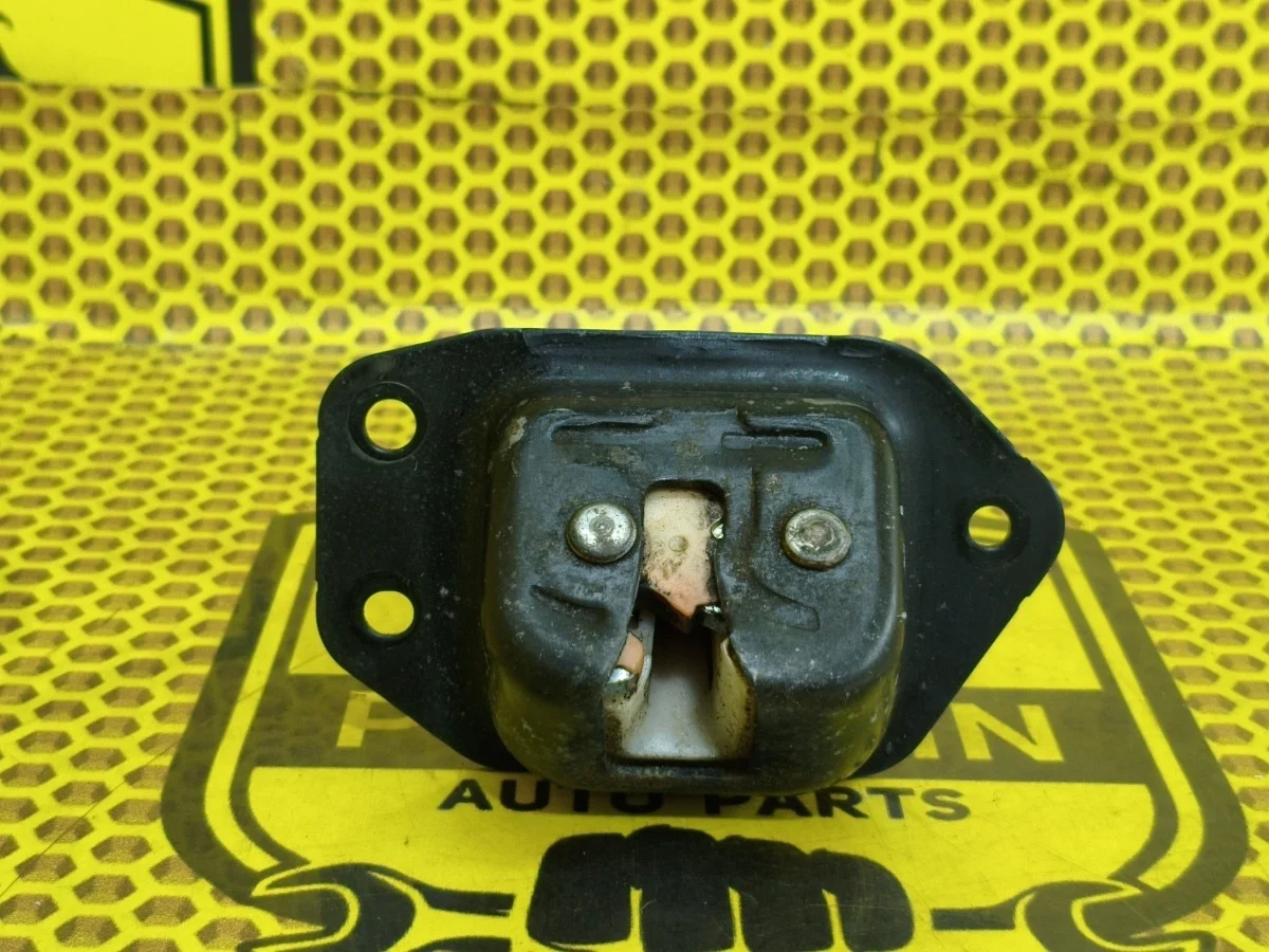 Замок багажника Nissan X-Trail 2012 90502EN00A T31 M9R