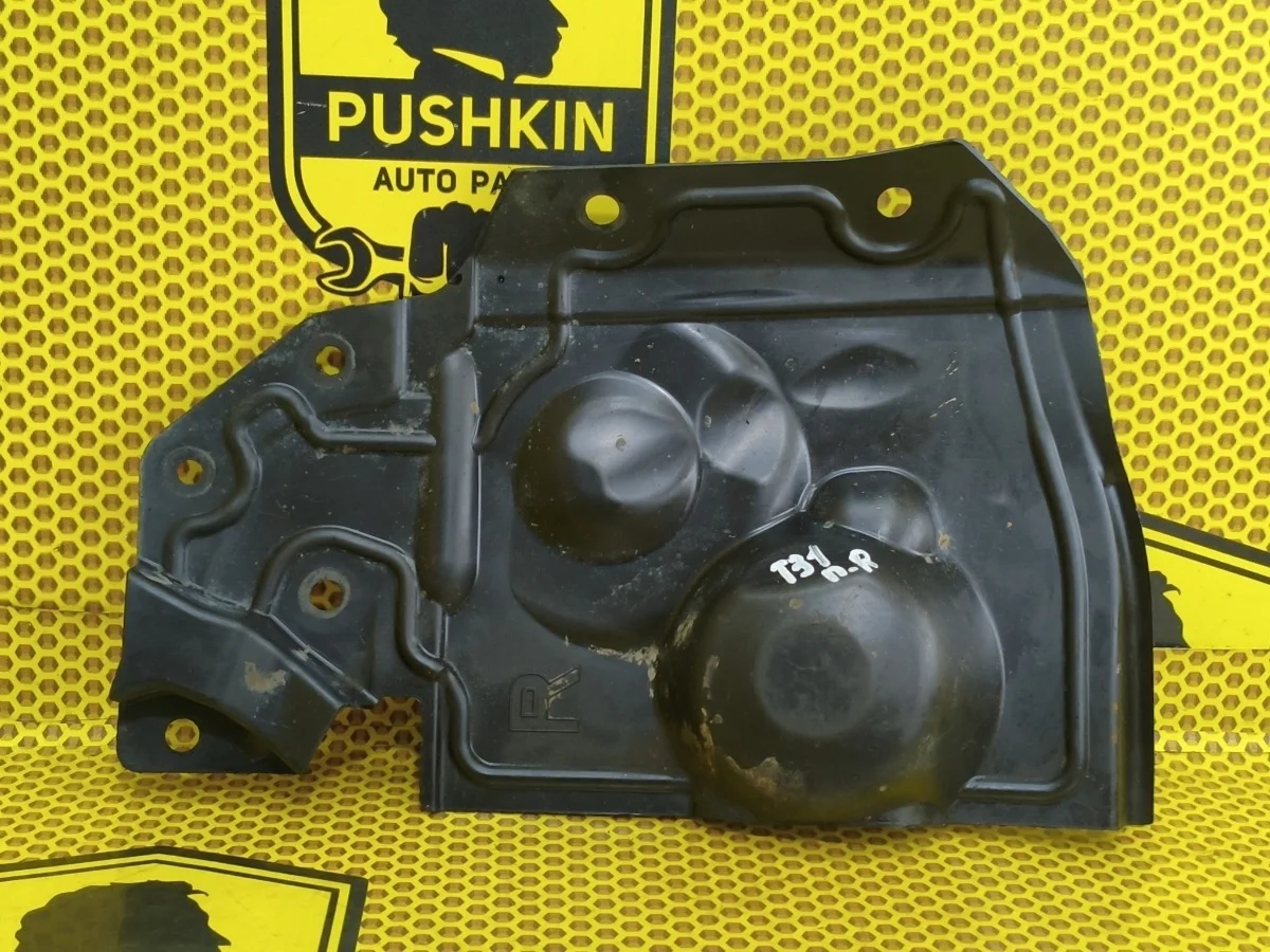 Пыльник двигателя Nissan X-Trail 2012 64838JG00A T31 M9R, правый