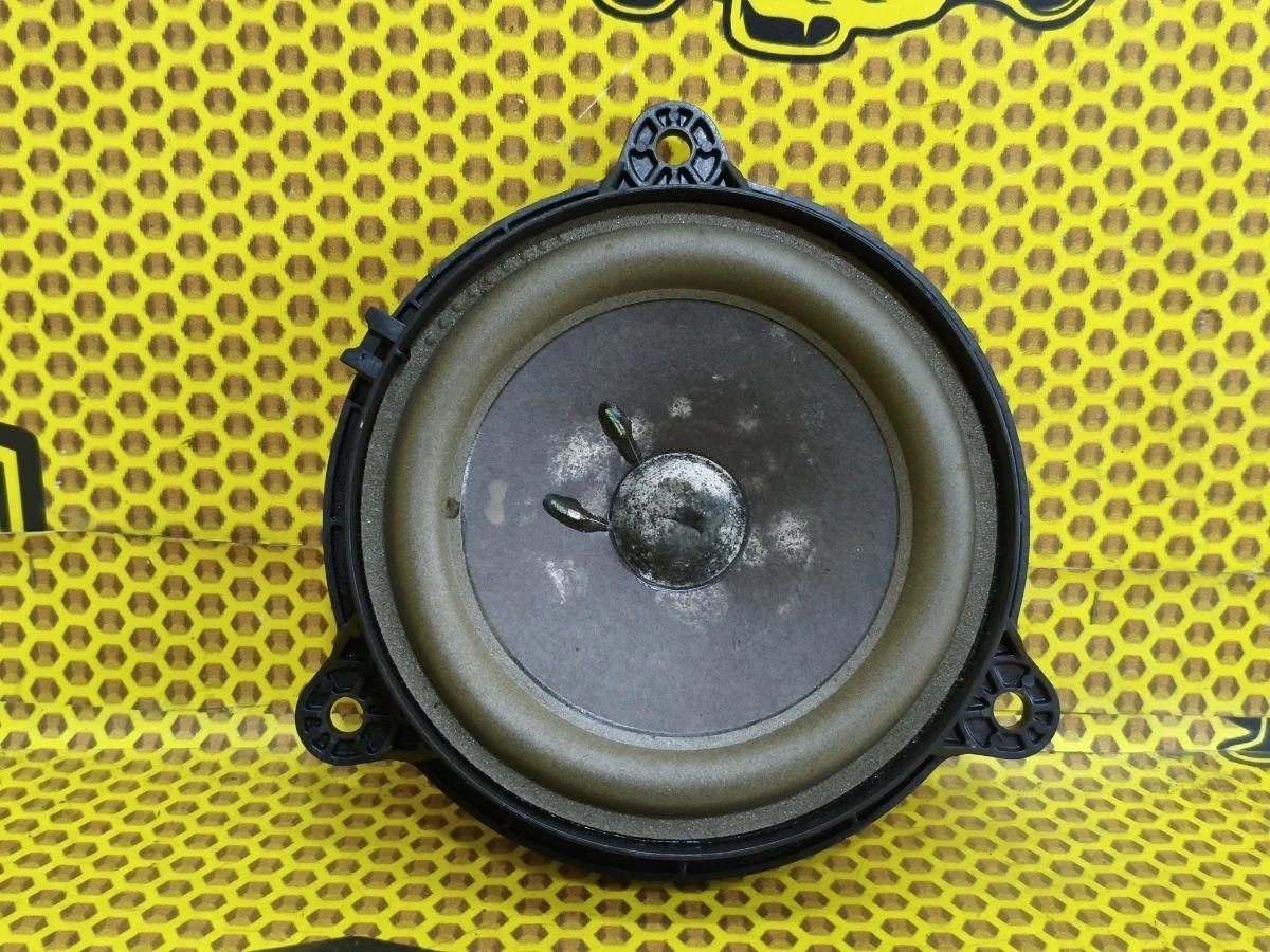 Динамик колонка Nissan Murano 2011 28156JM20A Z51 VQ35DE, задний правый