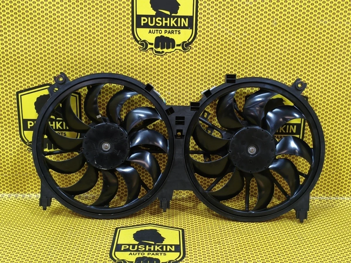 Вентилятор охлаждения Nissan Murano 2011 214811AA0A Z51 VQ35DE