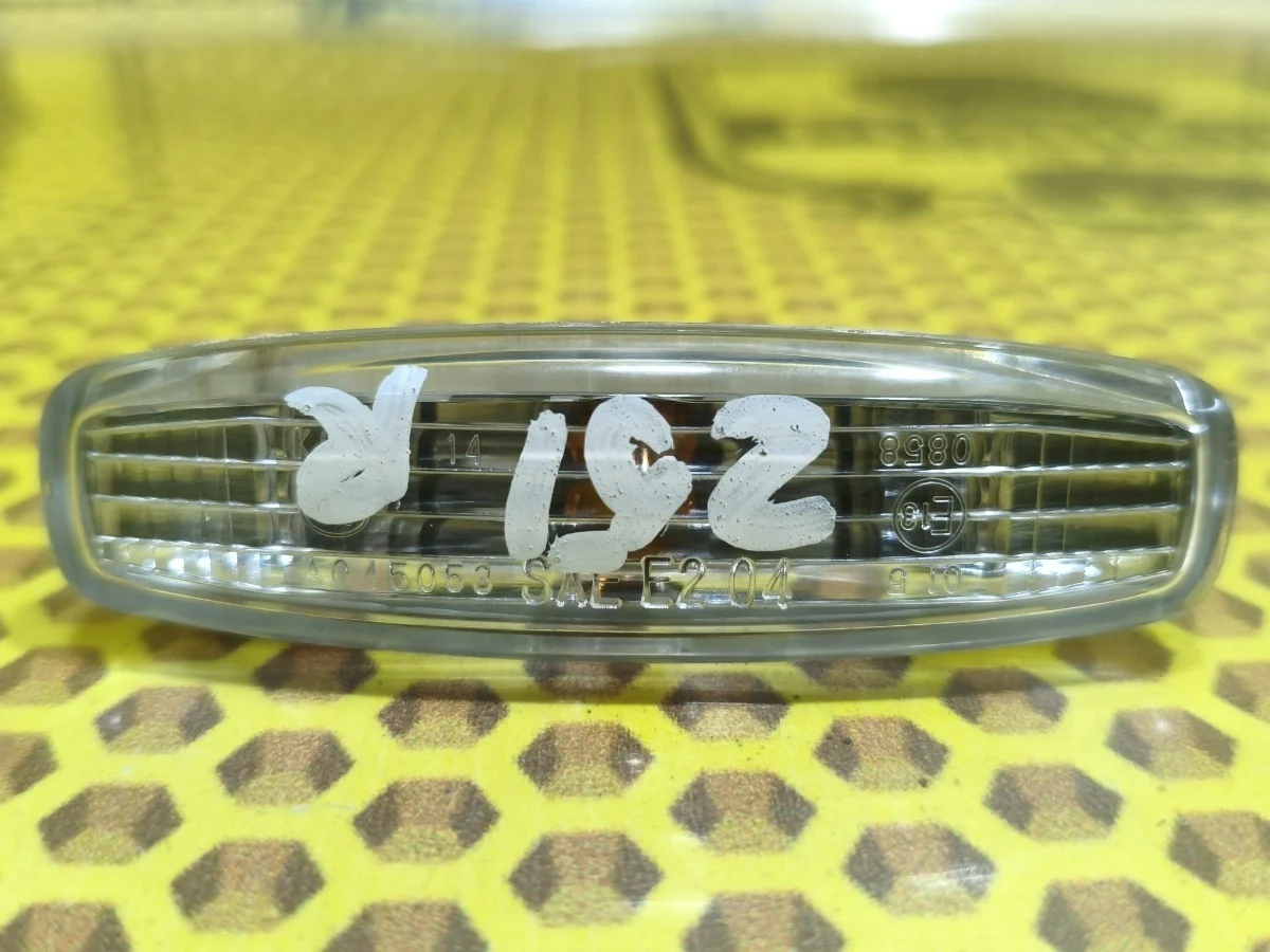 Поворотник в крыло Nissan Murano 2011 26160JK00B Z51 VQ35DE, правый