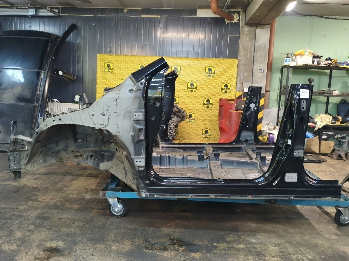 Часть кузова четверть Nissan Murano 2011 751111AA0A Z51 VQ35DE, левый