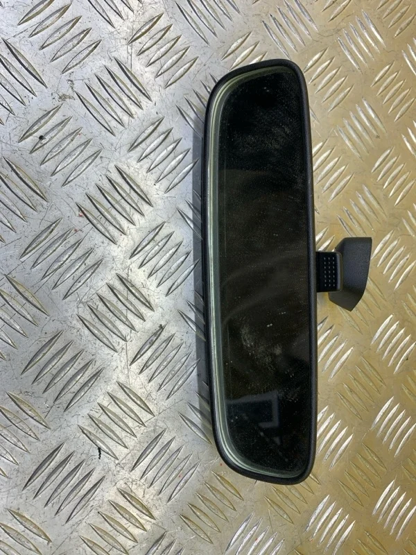 Зеркало салона Mitsubishi L200 (2006-2015) 2006 MN124448 ПИКАП 2.5 D 4D56