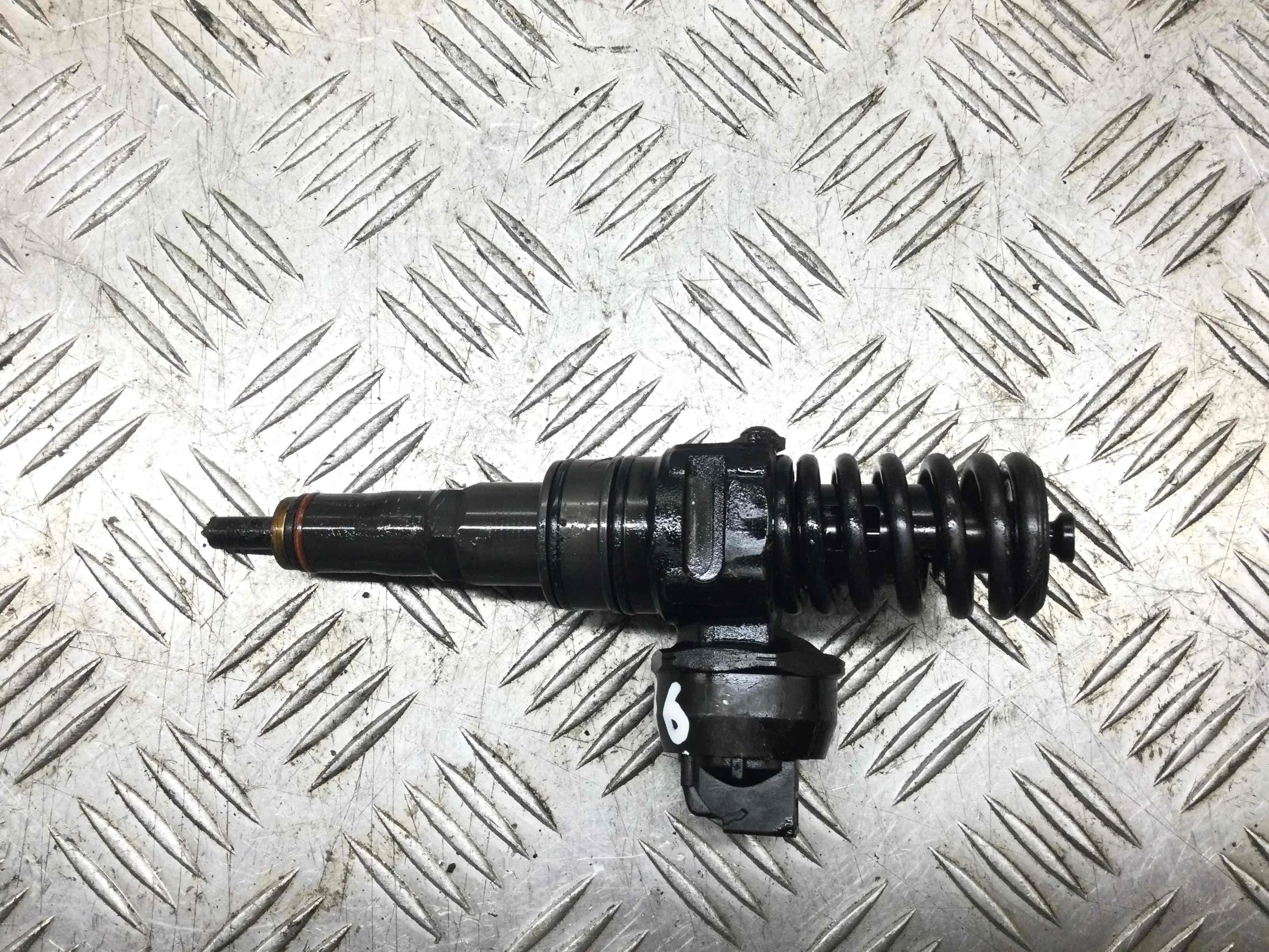 Форсунка Volkswagen Touareg 1 поколение 2002-2007 дизель 2.5 TDI Автомат Внедорожник