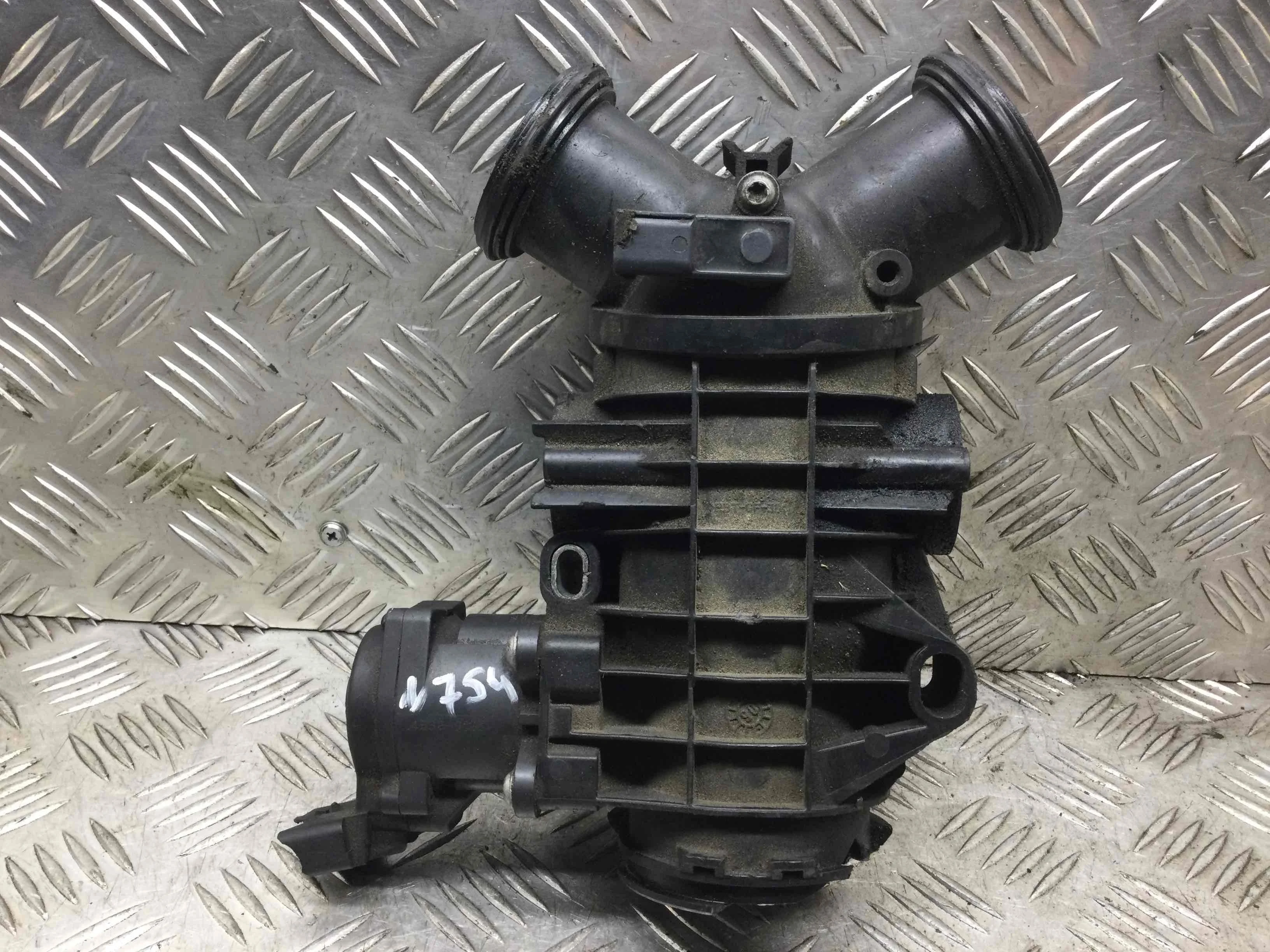 Заслонка дроссельная Land Rover Discovery Discovery III (LA) 2004 - 2009 дизель 2.7 TD Автомат Внедорожник