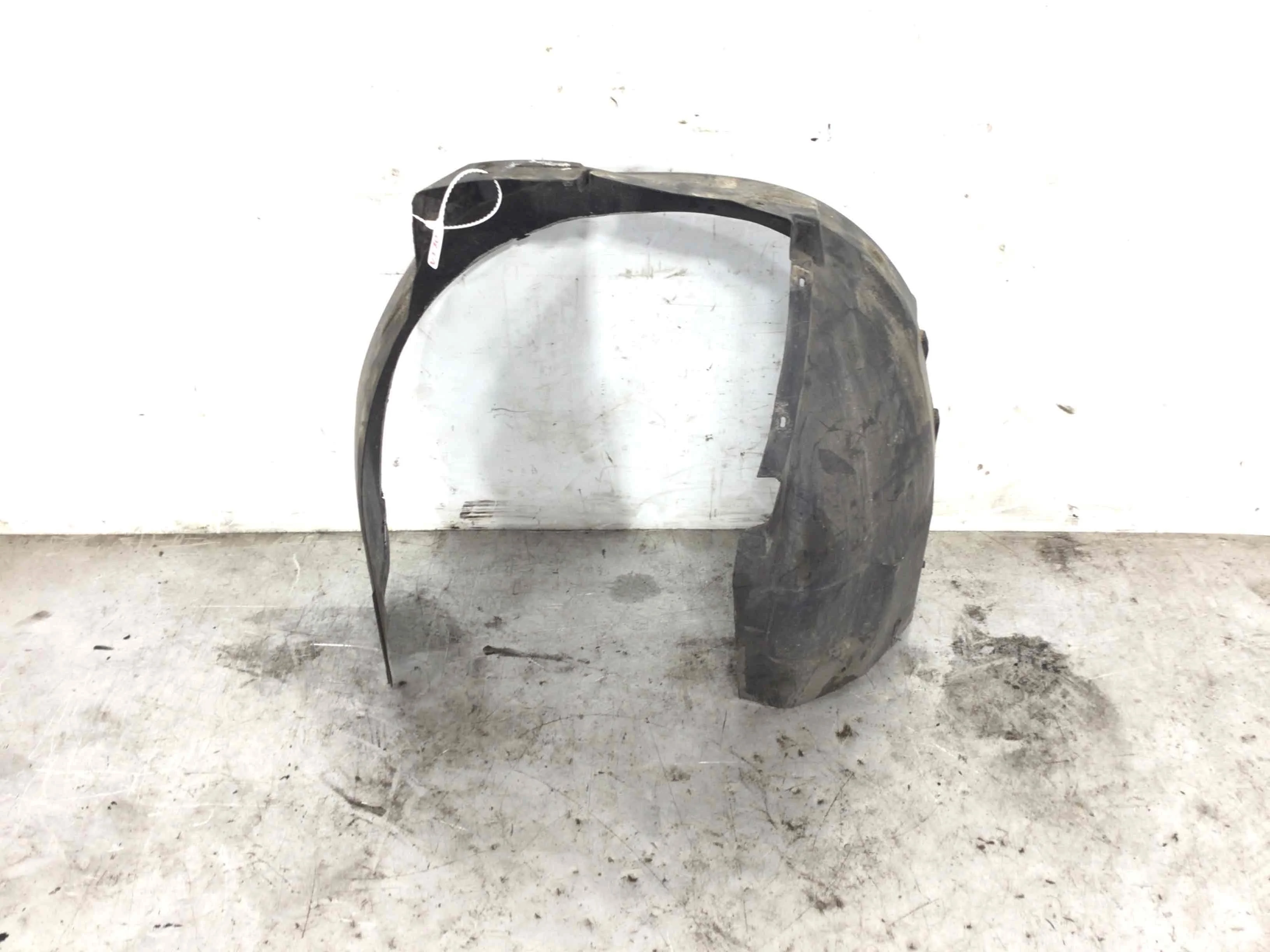 Защита арок передняя левая (подкрылок) Audi A4 B5 (1994-1999) бензин 1.8 i Механика Седан