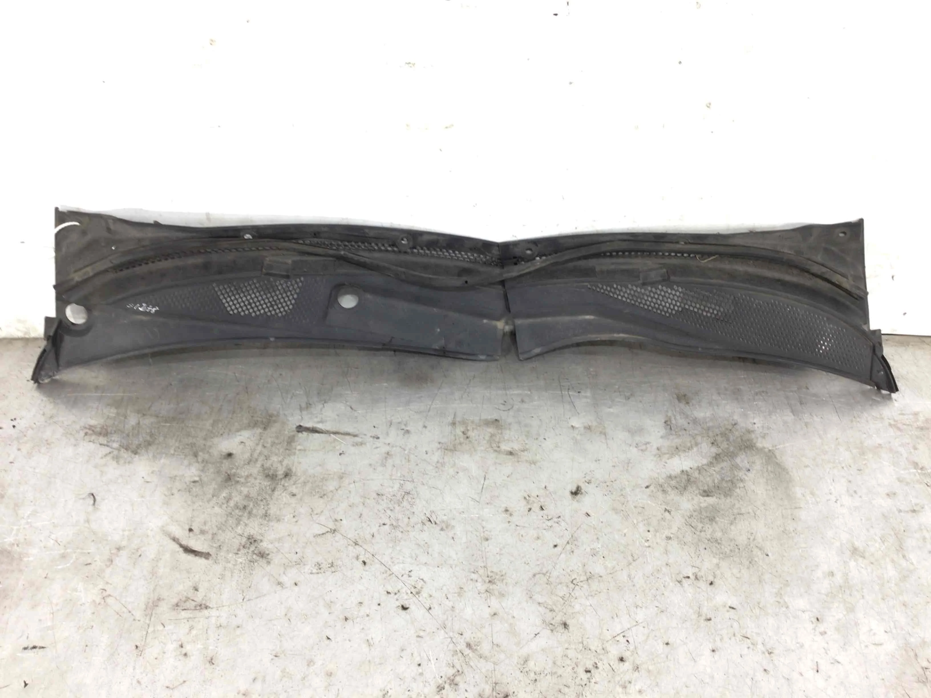 Дождевик Nissan Primera Primera III (P12) 2001 - 2008 бензин 2.0 i Механика Х/б