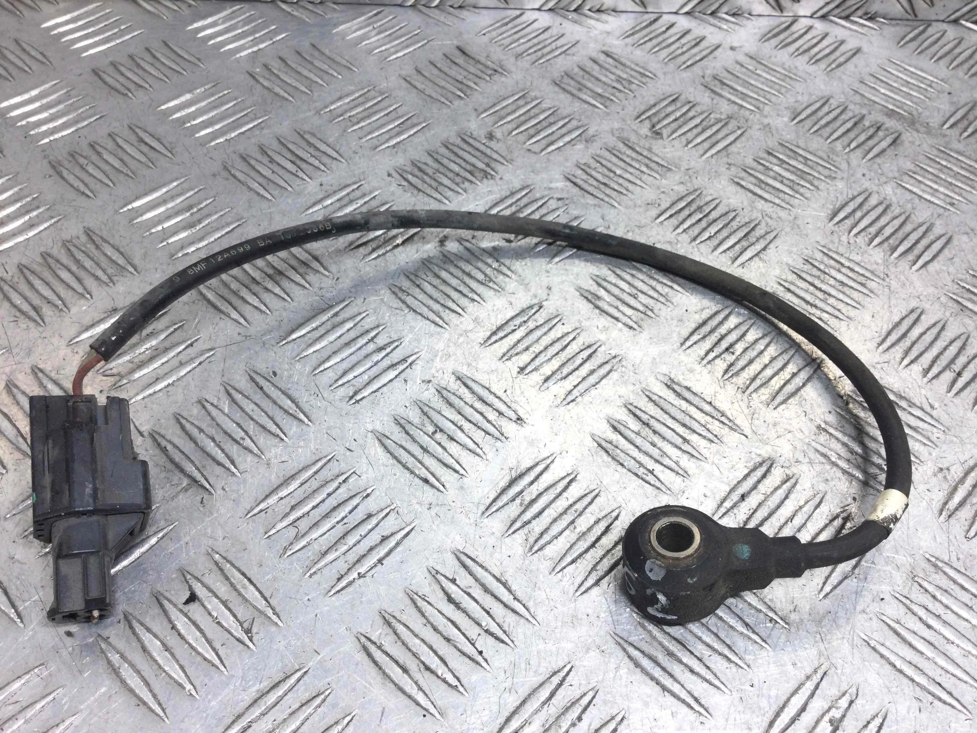 Датчик детонации Ford Focus 1 поколение [рестайлинг] (2001-2005) бензин 1.6 i Механика Универсал