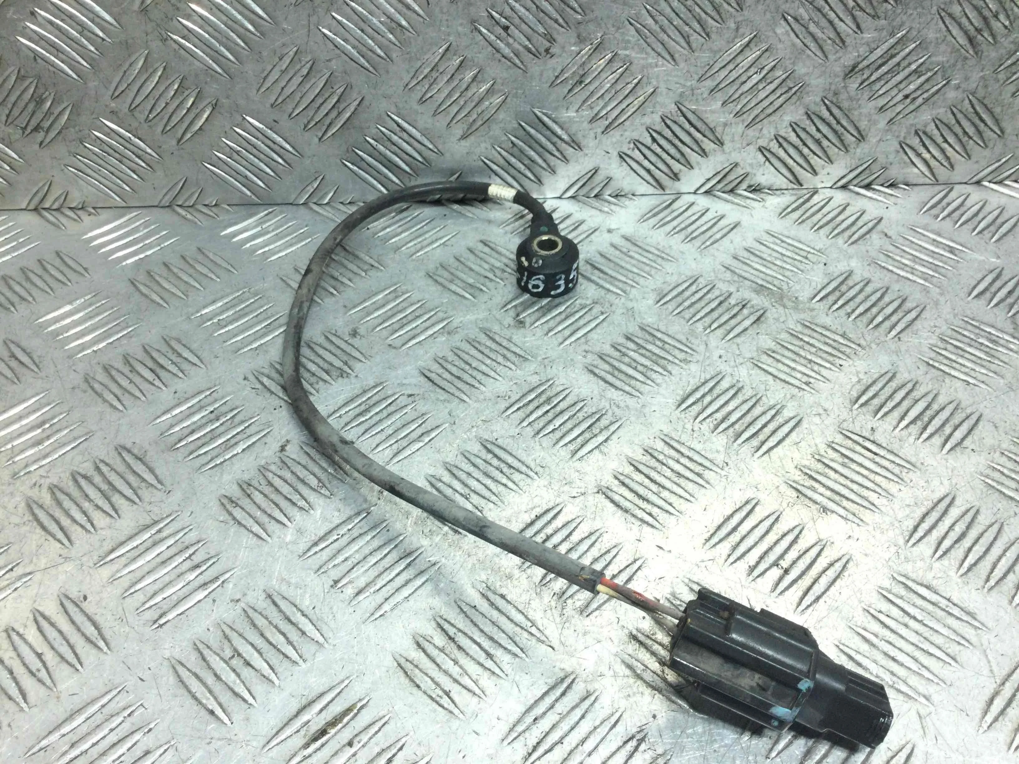 Датчик детонации Ford Focus 1 поколение (1998-2001) бензин 1.6 i Механика Универсал