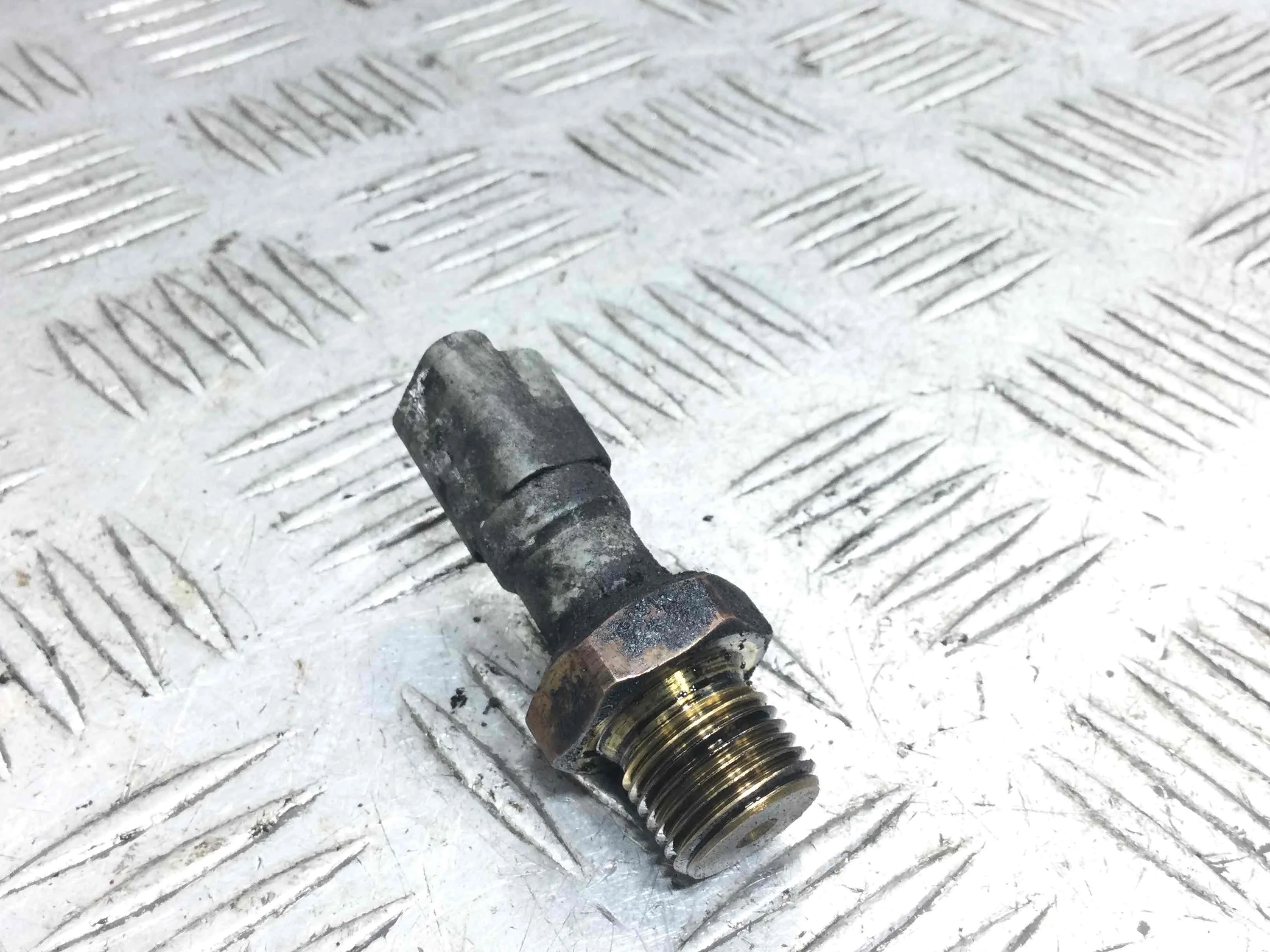 Датчик давления масла Peugeot 106 1 поколение [рестайлинг] (1996-2003) дизель 1.5 D Механика Х/б