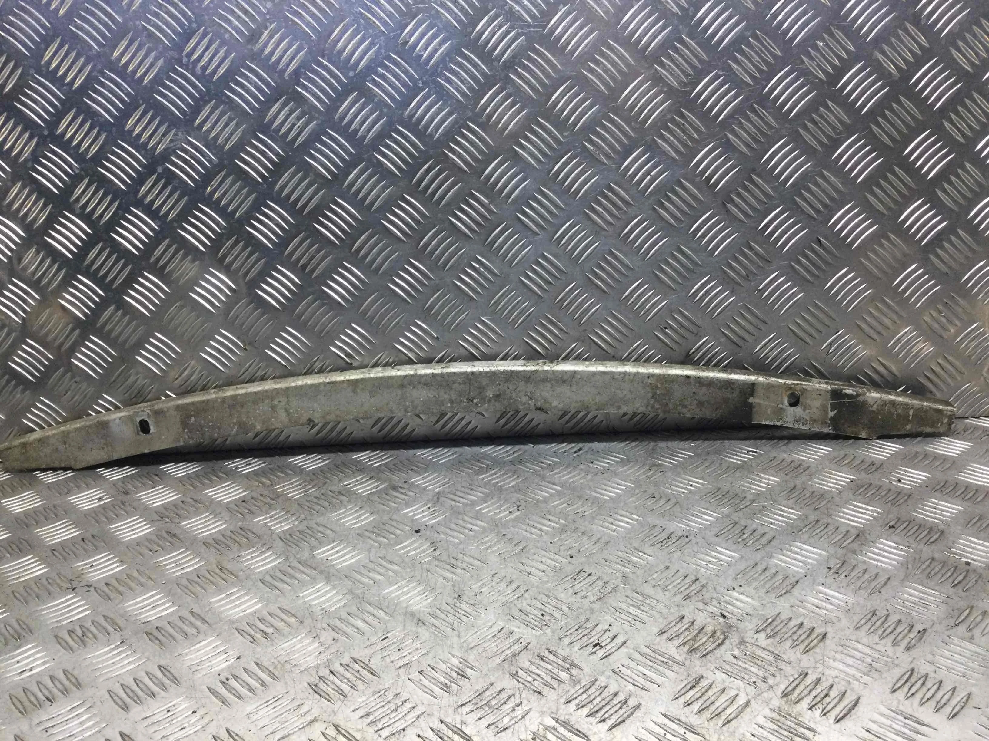 Усилитель бампера переднего Land Rover Range Rover 3 поколение (2002-2005) дизель 3.0