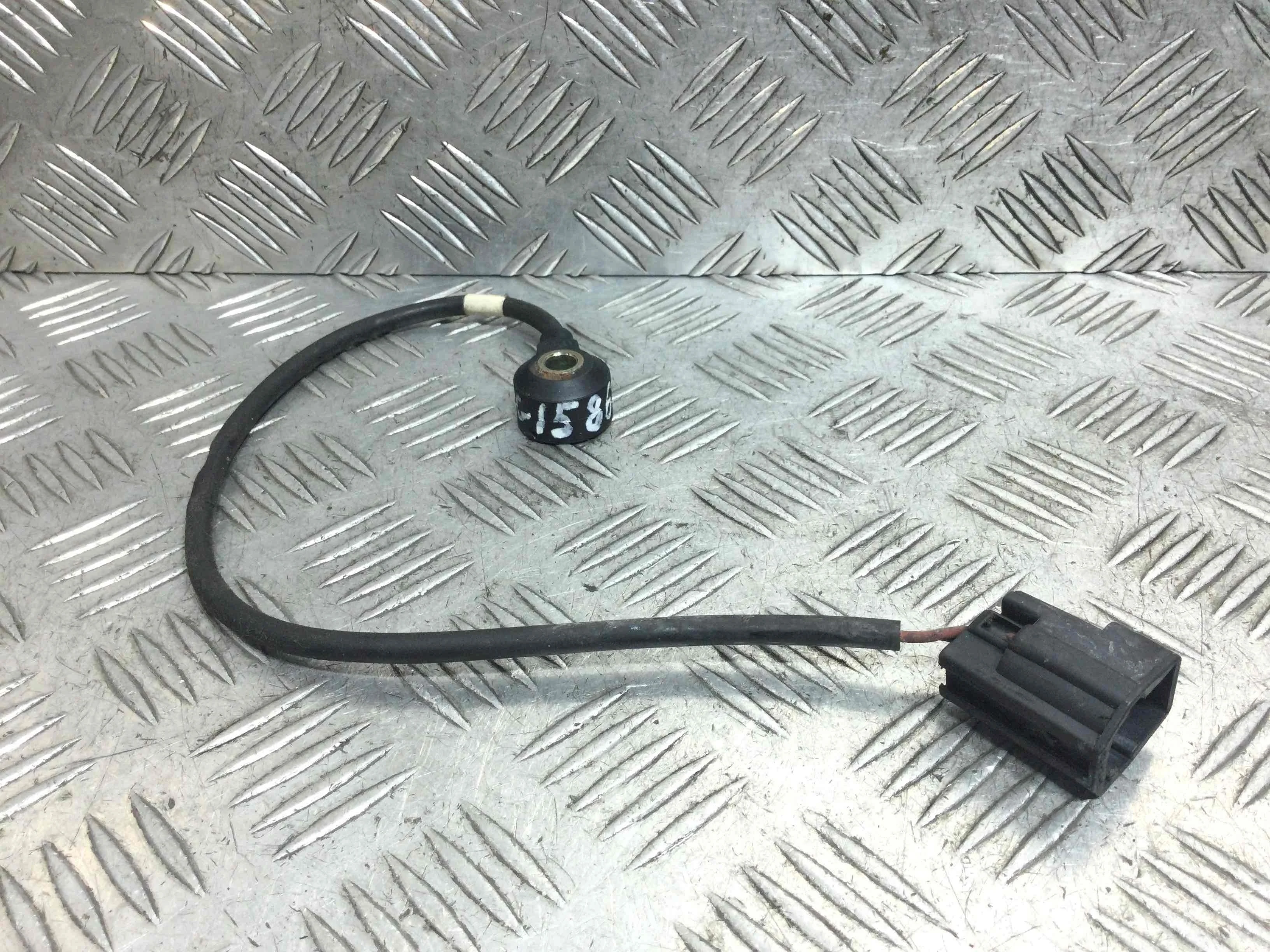 Датчик детонации Ford Focus 1 поколение (1998-2001) бензин 1.6 i Механика Универсал