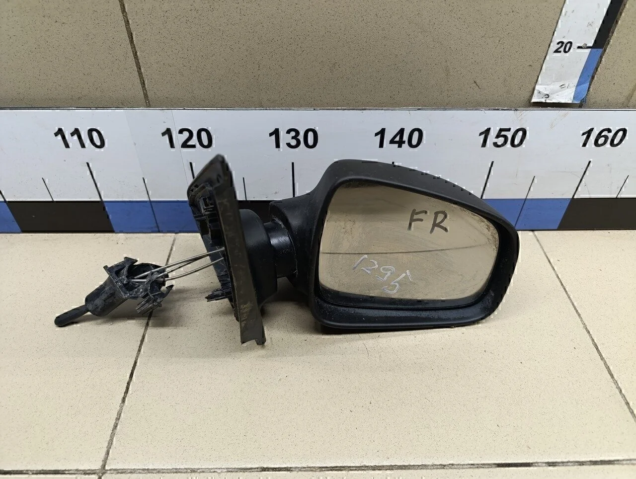 Зеркало правое механическое Logan II 2014>