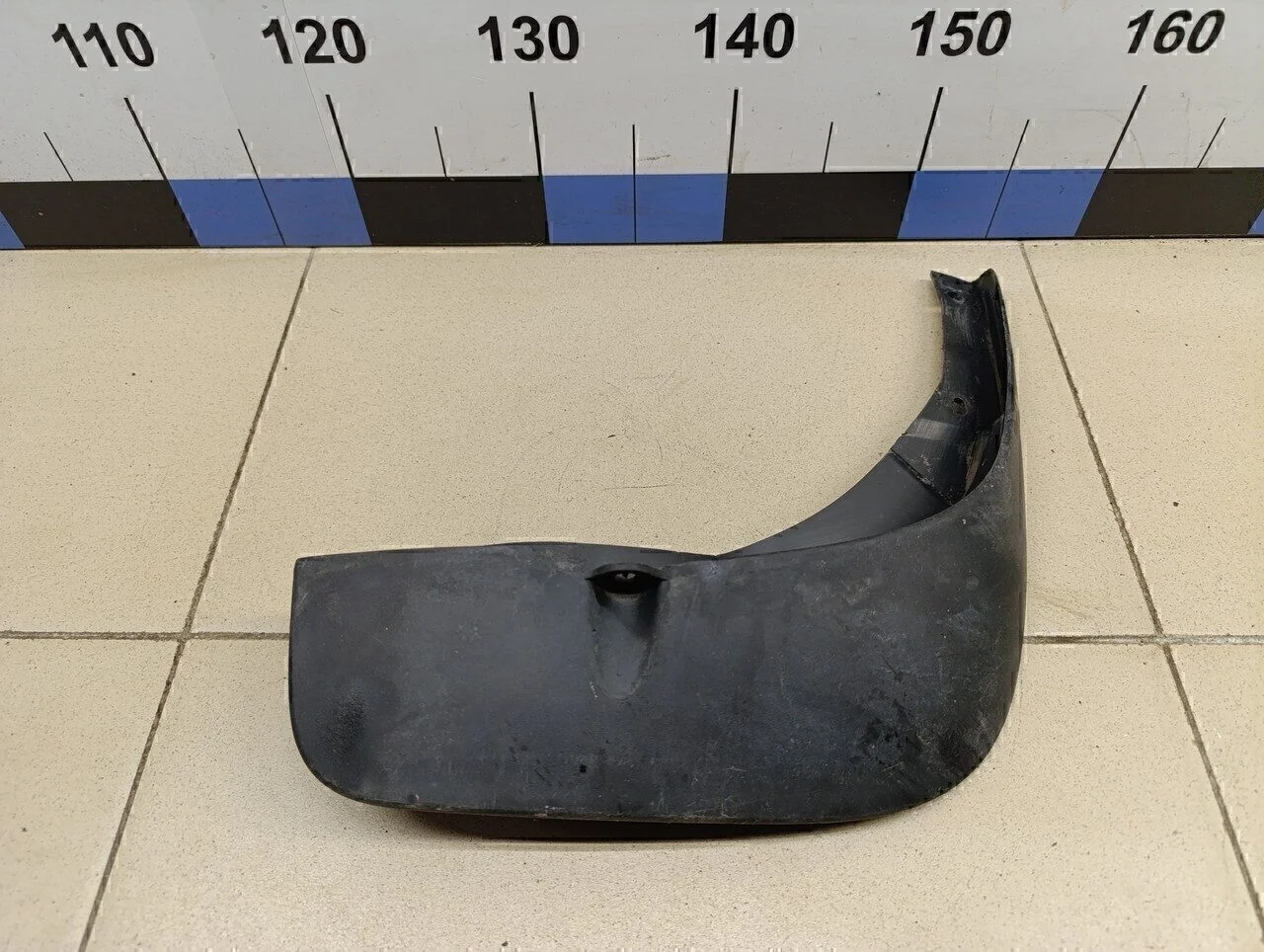 Брызговик задний правый Duster 2012>