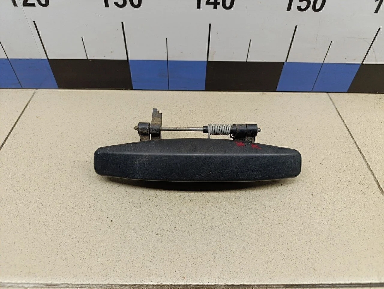 Ручка двери наружная правая Duster 2012>