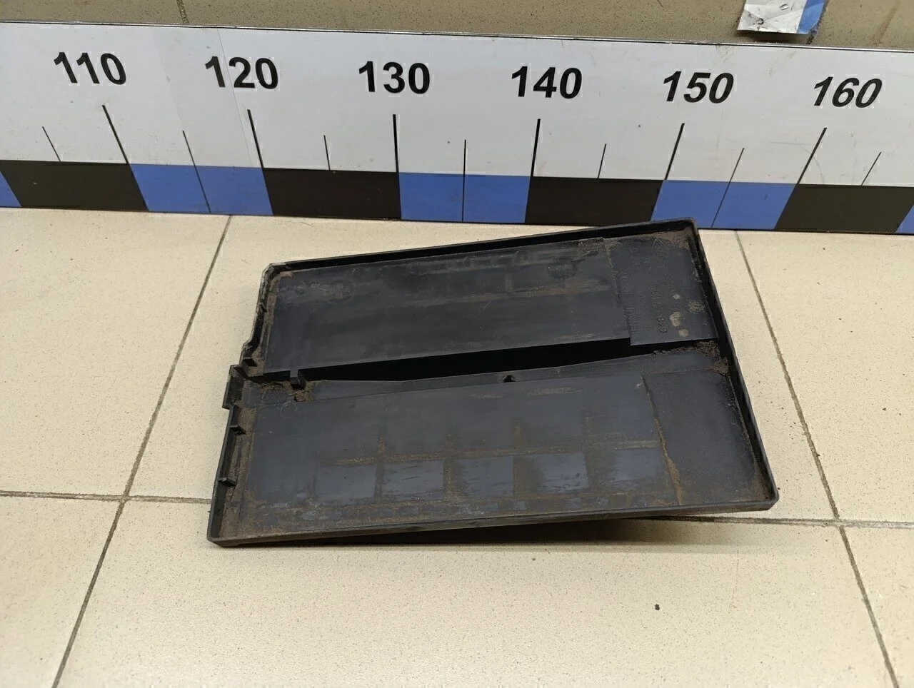 Крепление АКБ (корпус/подставка) Duster 2012>