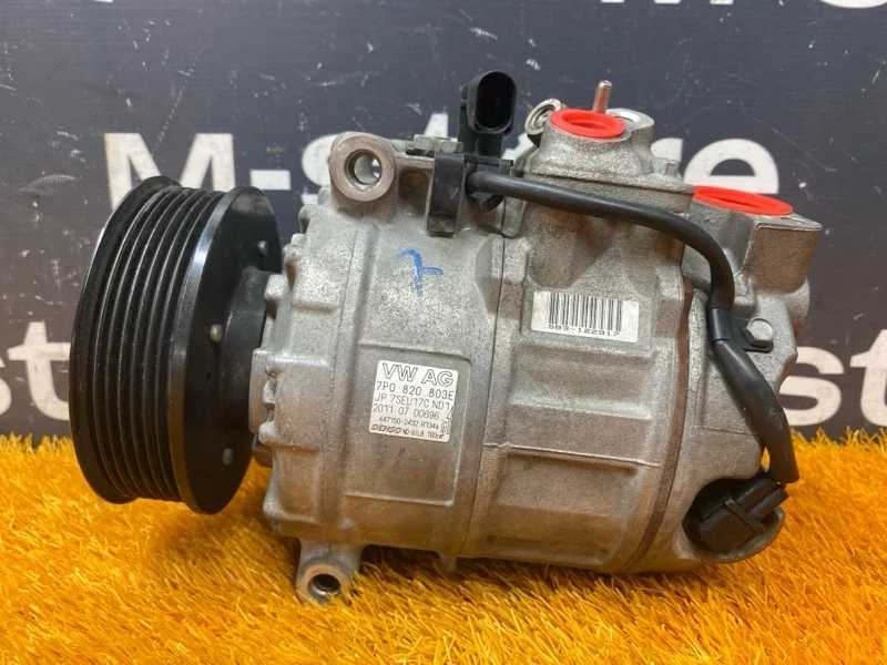 Компрессор кондиционера Volkswagen Touareg 2011 7P0820803E 7P CGRA