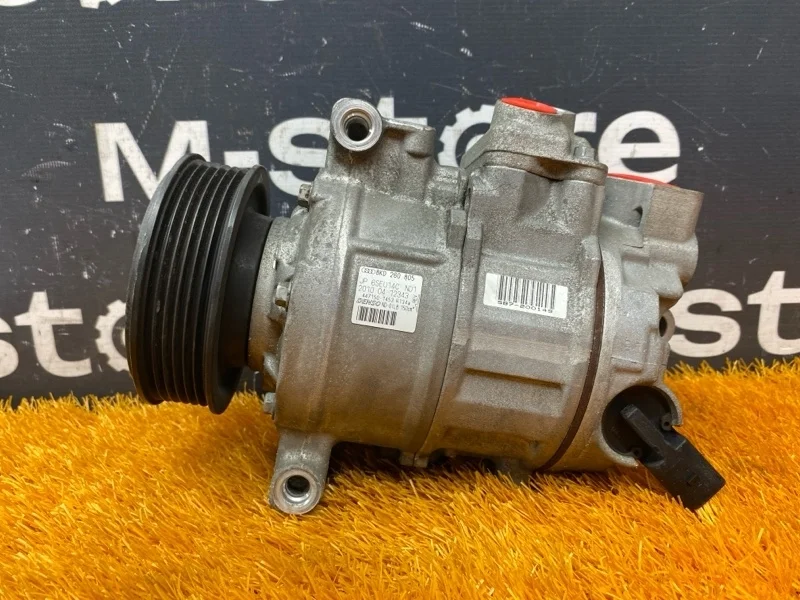 Компрессор кондиционера Audi Q5 2010 8KD260805 8R CDN