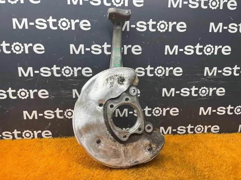 Кулак поворотный Audi A5 2012 4G0407253B 8T CDN, передний левый