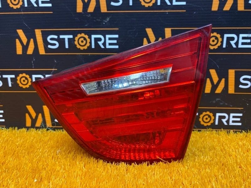 Фонарь крышки багажника BMW 3-Series 2008 7154156 E90 N54B30A, правый