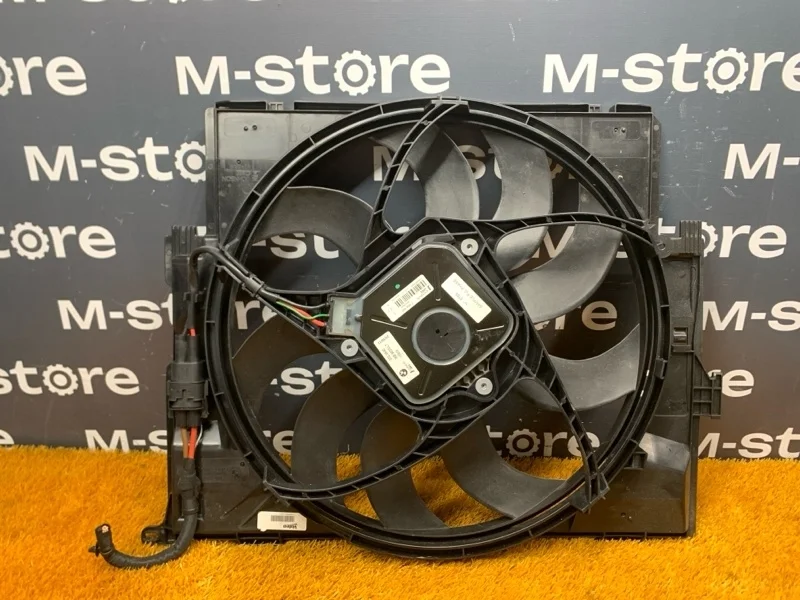 Вентилятор радиатора Bmw 1-Series 2011 17427640509 F20 N13B16A