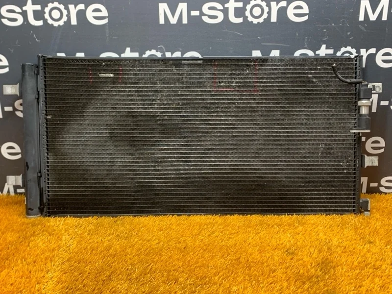 Радиатор кондиционера Audi A5 2013 8T0260401 8T CDN