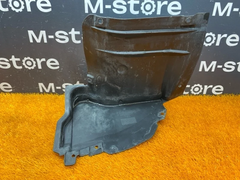 Подкрылок Mercedes-Benz C-Class 2006 A2038810323 W203 271.940, передний левый