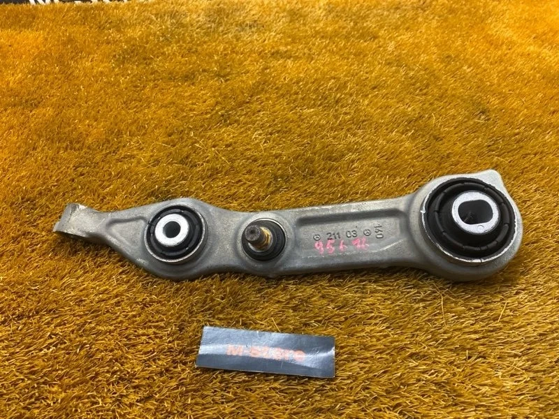 Рычаг подвески нижний Mercedes-Benz E-Class 2008 A2113309207 W211 272.922, передний правый