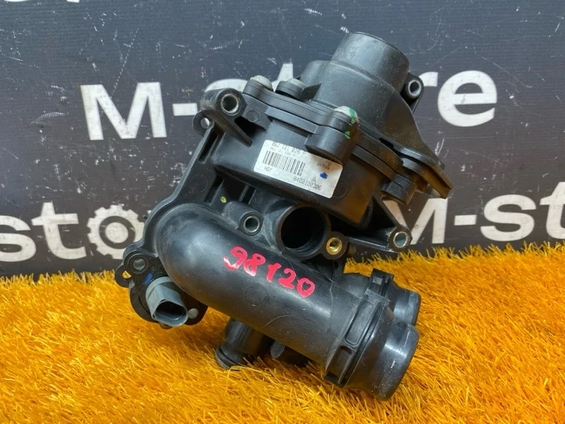 Помпа Audi Q5 2010 06J121026P 8R CDN