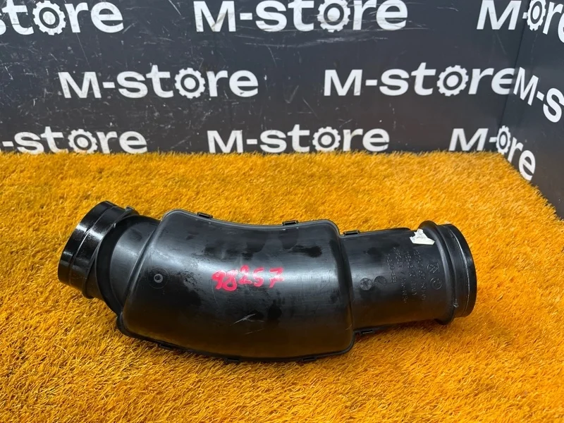 Патрубок воздушного фильтра BMW X1 2012 13717632501 E84 N20B20A