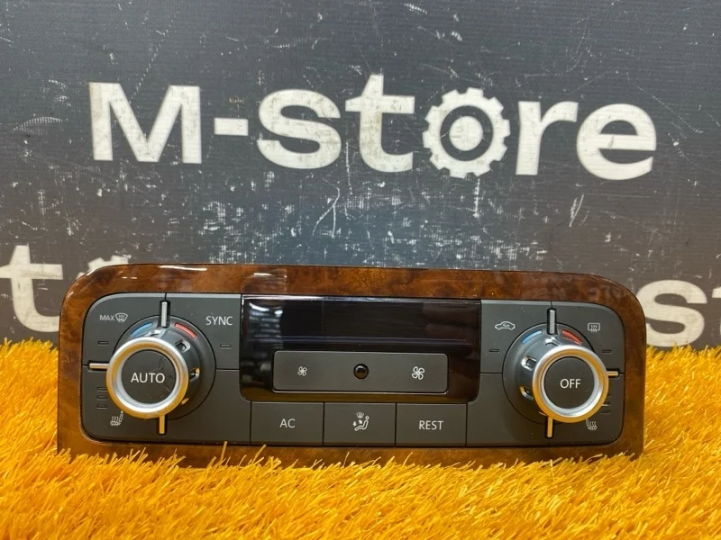 Блок управления климат-контролем Volkswagen Touareg 2011 7P6907040BA 7P CGRA