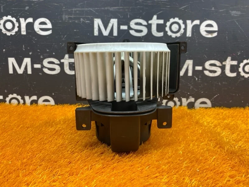 Мотор печки Porsche Cayenne 2005 7L0820021L 955 022Y