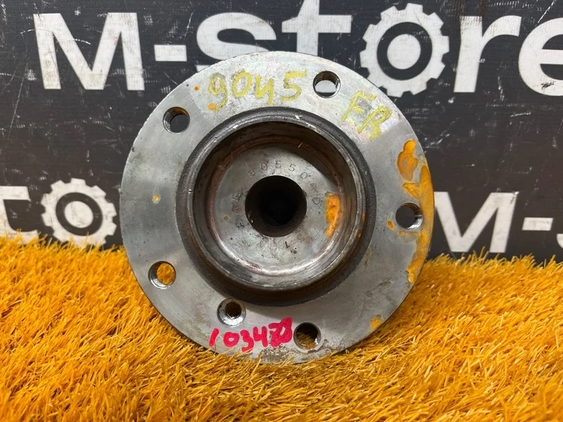 Ступица Bmw 5-Series 2006 31226765601 E60 N52B25A, передняя правая