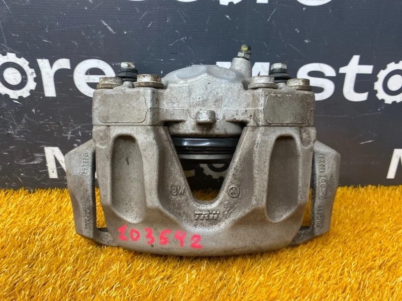 Суппорт Mercedes-Benz E-Class 2010 A2044213281 W212 642.850, передний правый