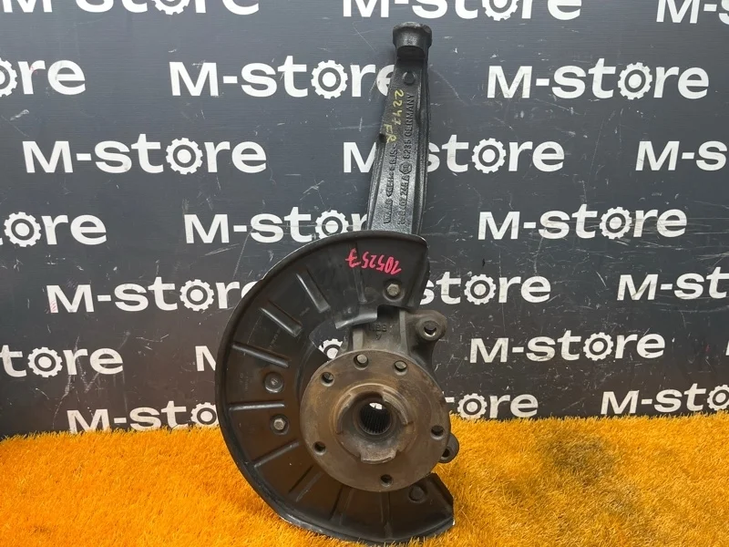 Ступица Volkswagen Touareg 2011 7P6407246A 7P CGRA, передняя правая