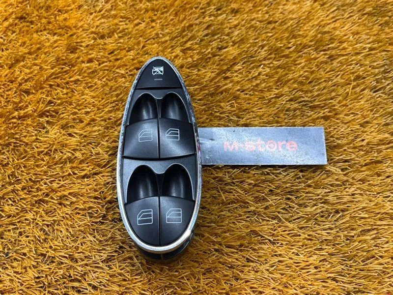 Блок управления стеклоподъемниками Mercedes-Benz E-Class 2007 A2118213679 W211 272.943, передний правый