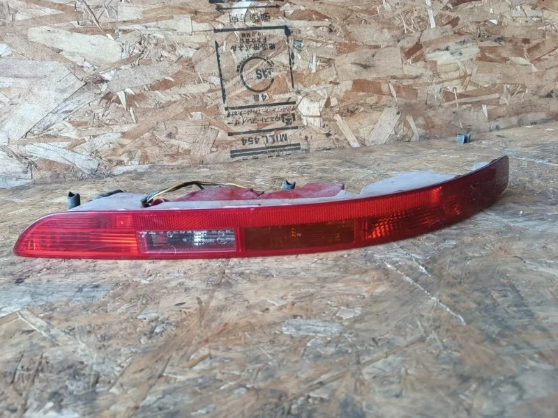 Катафот бампера Audi Q5 2011 8R